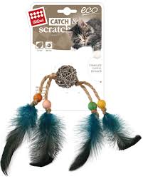 GiGwi Rattan Ball and Feather Cat Toy